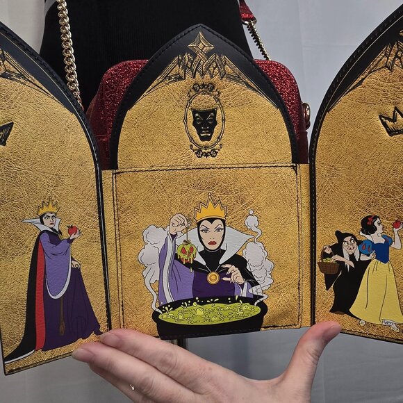 Disney Danielle Nicole Snow White Evil Queen Crossbody Purse 7x5x3 - Picture 10 of 12
